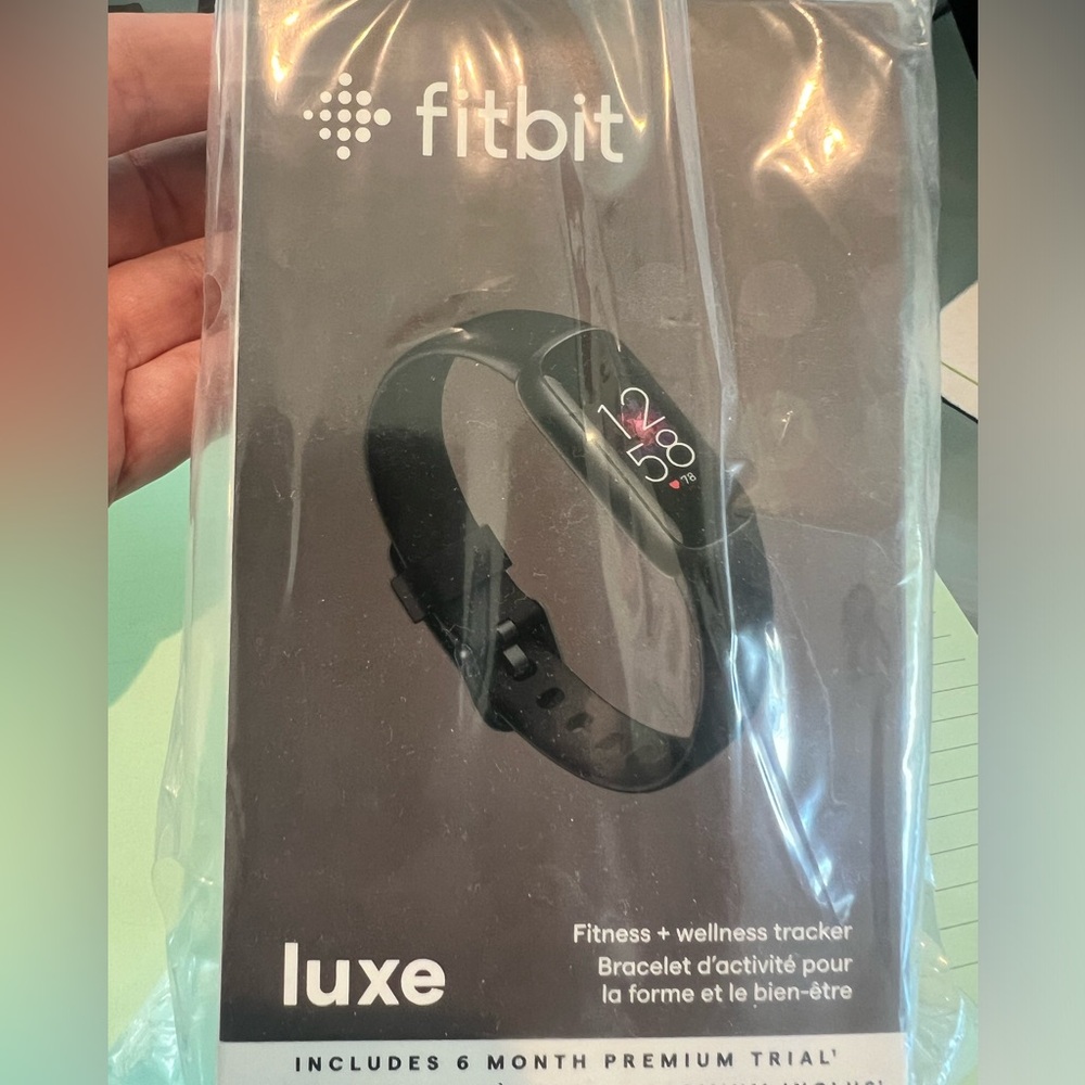 NWT Fitbit luxe